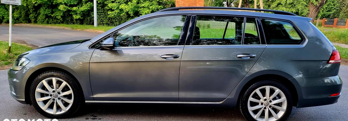 Volkswagen Golf cena 49999 przebieg: 200000, rok produkcji 2019 z Wieleń małe 407